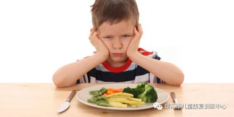 【微课堂】如何解决孤独症孩子吃饭难的问题(图8)