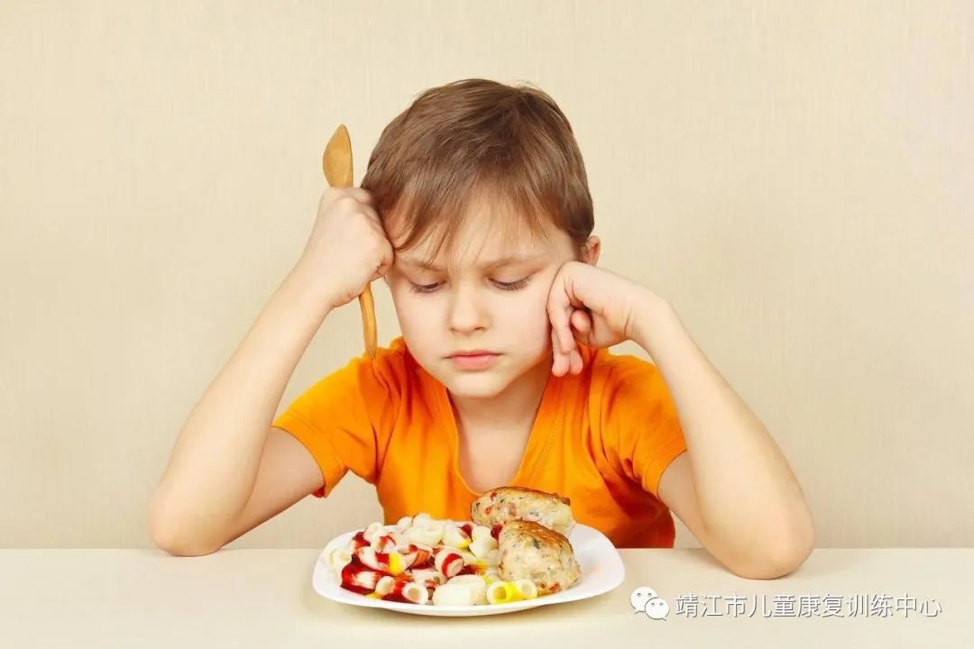 【微课堂】如何解决孤独症孩子吃饭难的问题(图6)